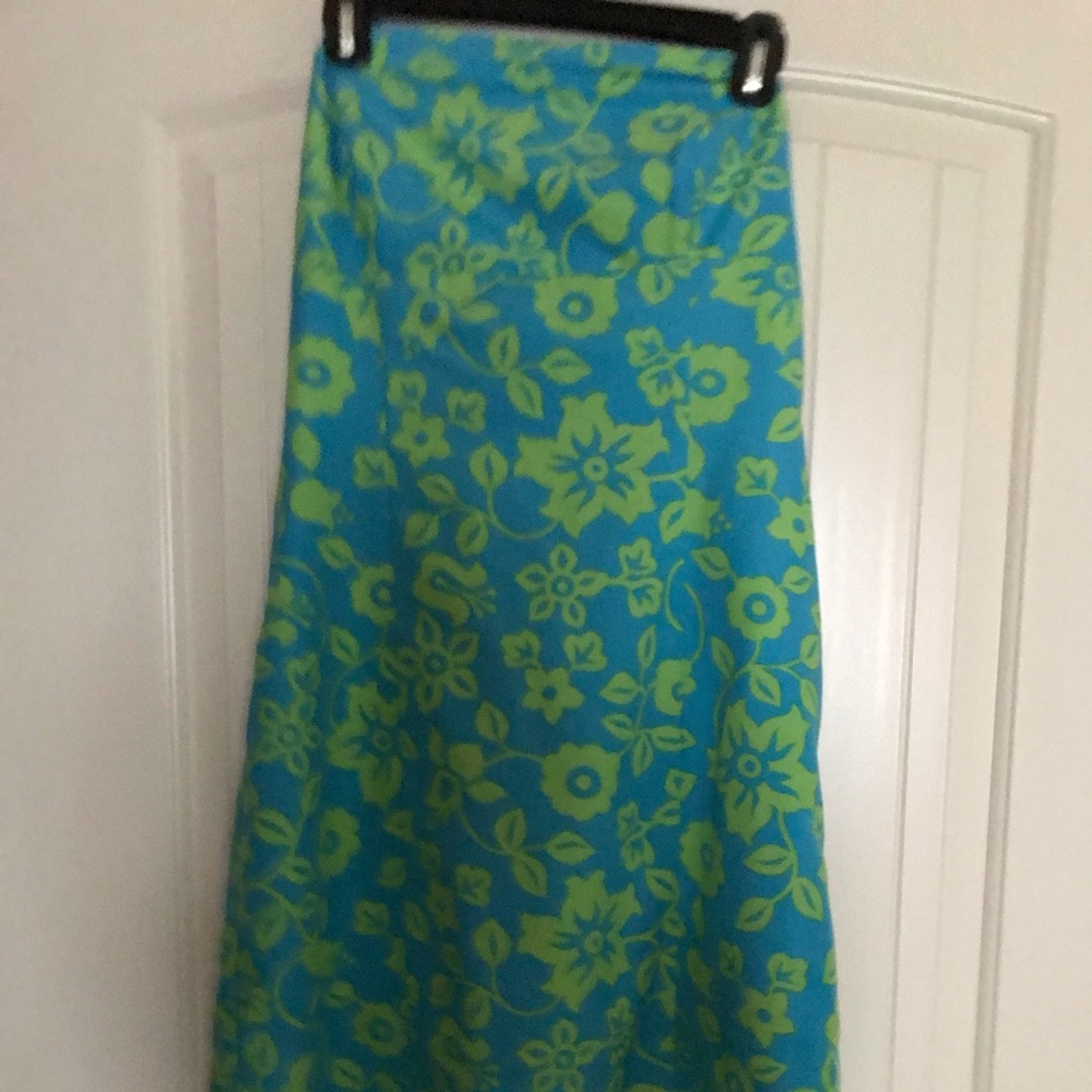 Dress - Picture 2 of 5